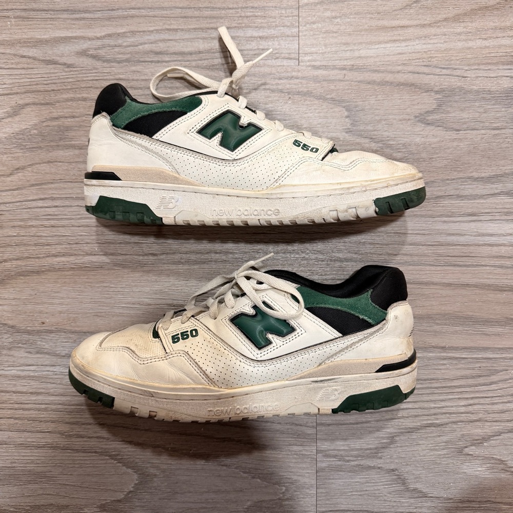 New Balance 550 Shoes in Cream and Dark Green